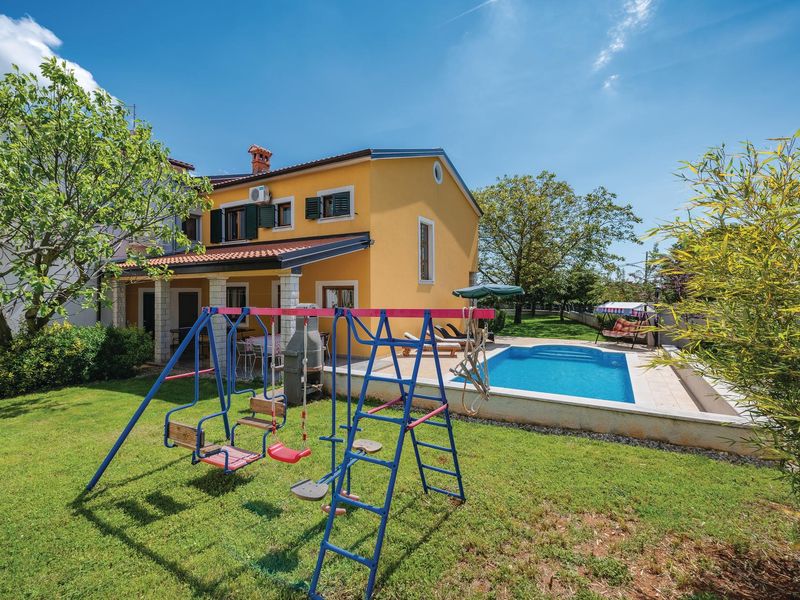 23727647-Ferienhaus-8-Žminj-800x600-0