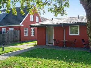 21968441-Ferienwohnung-4-Aakirkeby-300x225-2