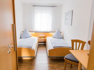 Schlafzimmer Einzelbetten