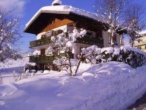 Haus im Winter