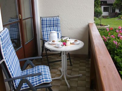 Balkon. Balkon mit Bergblick