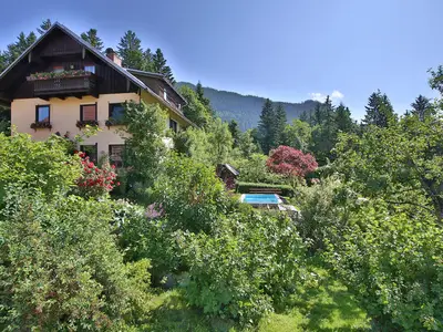 Ferienhaus mit Pool