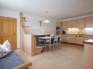 23442104-Ferienwohnung-8-Achenkirch-300x225-3