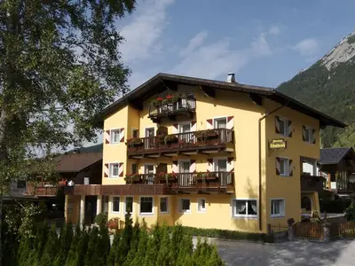 Ferienwohnung für 6 Personen (53 m²) in Achenkirch 1/10