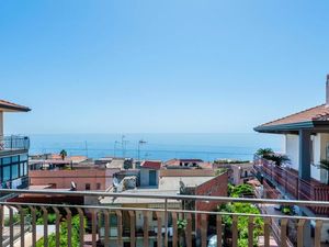 Ferienwohnung für 9 Personen (100 m²) in Aci Castello