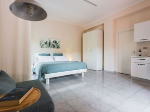 24018653-Ferienwohnung-3-Aci Castello-300x225-3