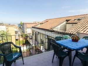 Ferienwohnung für 5 Personen (85 m²) in Acireale