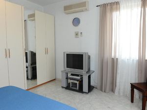 23277047-Ferienwohnung-4-Acireale-300x225-3