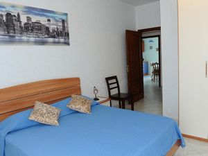 23277047-Ferienwohnung-4-Acireale-300x225-5