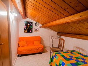 22436783-Ferienwohnung-8-Acireale-300x225-5