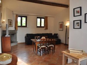 23011601-Ferienwohnung-6-Acquapendente-300x225-1