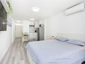 23826415-Ferienwohnung-2-Adeje-300x225-5