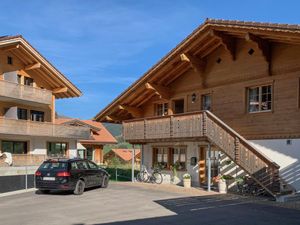 23268961-Ferienwohnung-4-Adelboden-300x225-1