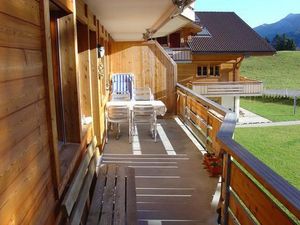 3865185-Ferienwohnung-6-Adelboden-300x225-2