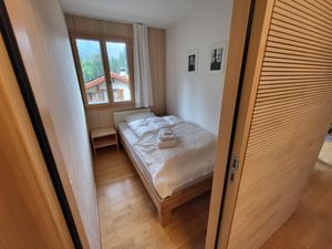 23977426-Ferienwohnung-4-Adelboden-300x225-5