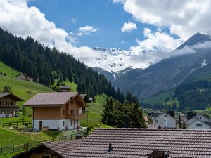 23980539-Ferienwohnung-4-Adelboden-300x225-1