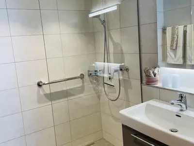 Badezimmer 2