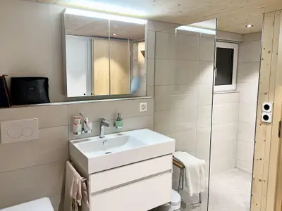 WC/Dusche OG West