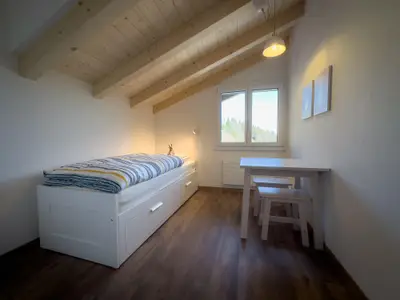 Schlafzimmer 2