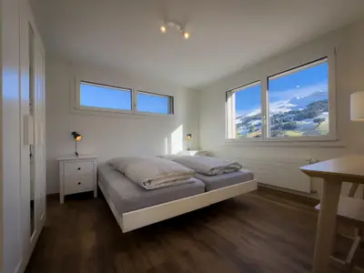 Schlafzimmer 1