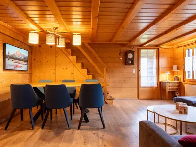 esstisch _chalet_roesi_adelboden