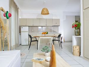 23681216-Ferienwohnung-3-Adelianos Kampos-300x225-2