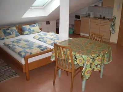 Ferienwohnung für 2 Personen (25 m²) in Adelshofen 2/4