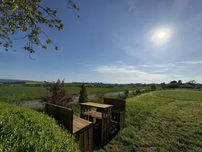 LiFarm Eltern Relaxing Area neben dem Kids Village