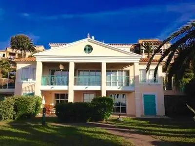 Prestige Cap Esterel