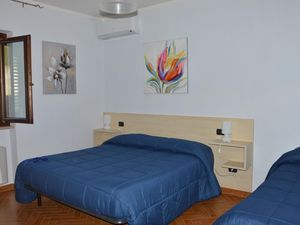 23044759-Ferienwohnung-6-Agropoli-300x225-3