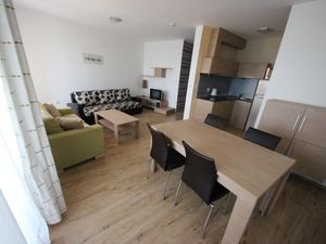 21747773-Ferienwohnung-6-Aheloy-300x225-4