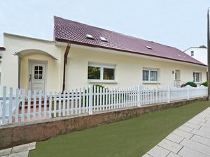 23271631-Ferienwohnung-6-Ahlbeck-300x225-0