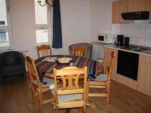 22421707-Ferienwohnung-4-Ahlbeck-300x225-0