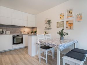 23734463-Ferienwohnung-3-Ahlbeck-300x225-5