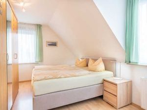 18783068-Ferienwohnung-5-Ahlbeck-300x225-5