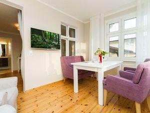 23330173-Ferienwohnung-3-Ahlbeck-300x225-0