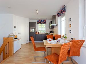 23912930-Ferienwohnung-6-Ahlbeck-300x225-2