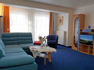 18363384-Ferienwohnung-4-Ahlbeck-300x225-4