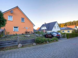 15947185-Ferienwohnung-3-Ahlbeck-300x225-0