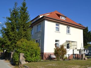 18267310-Ferienwohnung-4-Ahlbeck-300x225-2