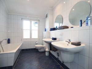 23972260-Ferienwohnung-5-Ahlbeck-300x225-3