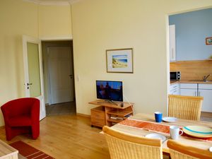 24013566-Ferienwohnung-5-Ahlbeck-300x225-5