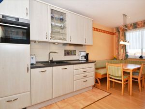 24019410-Ferienwohnung-4-Ahlbeck-300x225-2