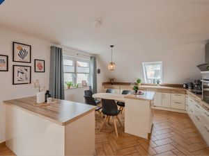 24019476-Ferienwohnung-4-Ahlbeck-300x225-2