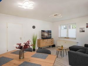 24019484-Ferienwohnung-6-Ahlbeck-300x225-1