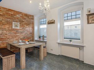 24019588-Ferienwohnung-8-Ahlbeck-300x225-3