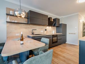 24044589-Ferienwohnung-4-Ahlbeck-300x225-4