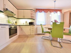 23972290-Ferienwohnung-4-Ahlbeck-300x225-2