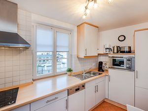 23972483-Ferienwohnung-3-Ahlbeck-300x225-5