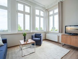 24050322-Ferienwohnung-2-Ahlbeck-300x225-3